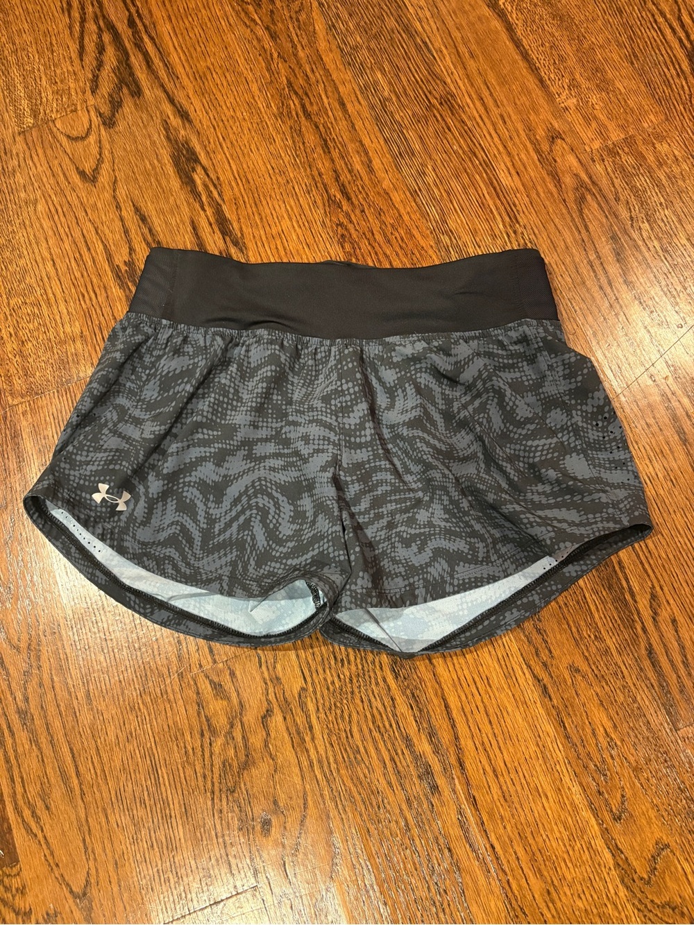 Under Armour Women's Black & Charcoal Patterned Athletic Shorts